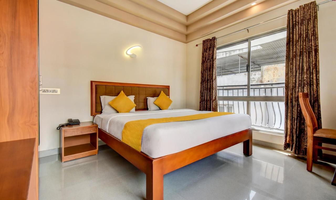 Hotel Garden Inn Коччи Экстерьер фото