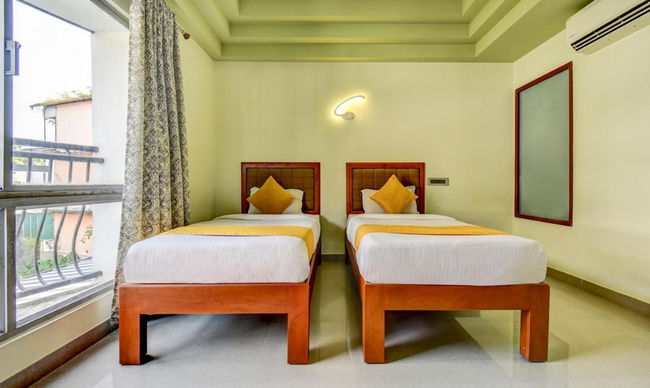 Hotel Garden Inn Коччи Экстерьер фото