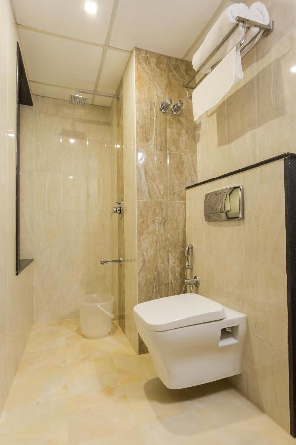 Hotel Garden Inn Коччи Экстерьер фото