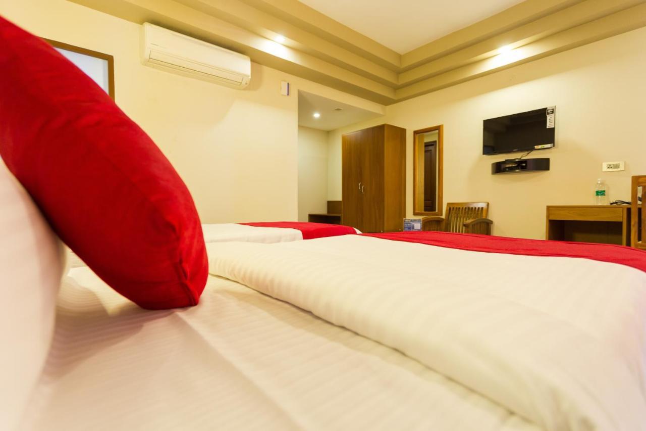Hotel Garden Inn Коччи Экстерьер фото